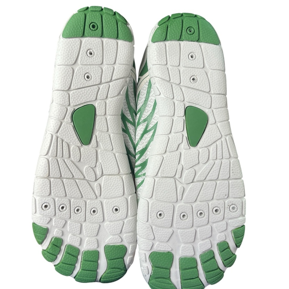 Stylish White and Green Athletic Shoes - Picture 2 of 6